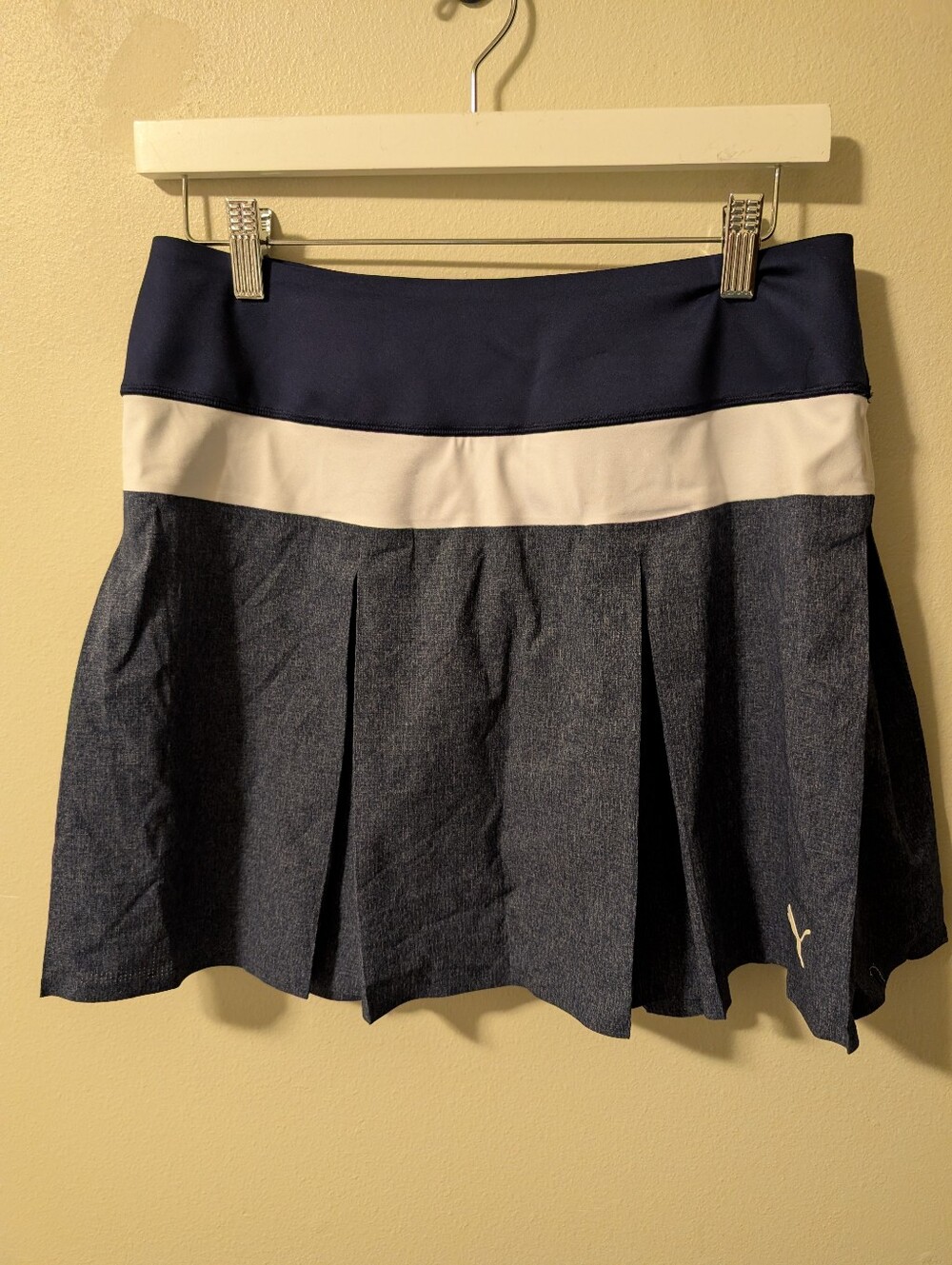 Puma Navy Blue & White Pleated Tennis Gold Skort Medium
